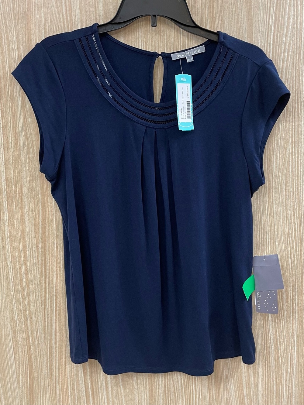 NWT Daniel Rainn Top Size L